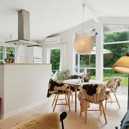 Casa vacanze Awesome In With Kitchen
